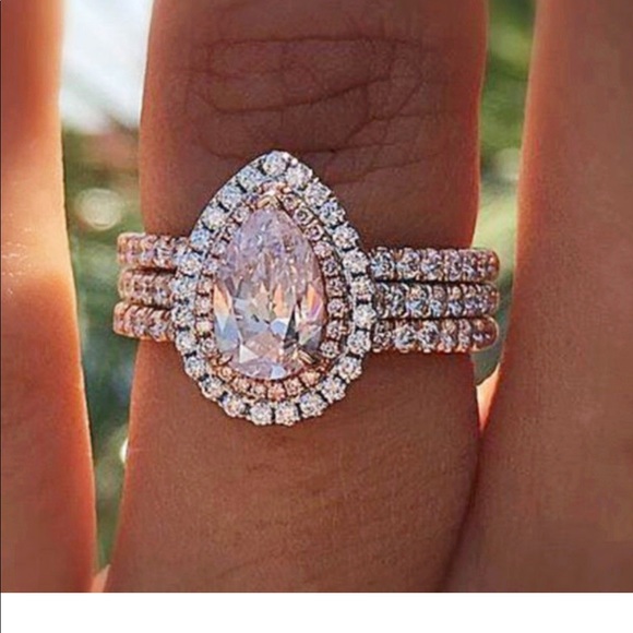 Jewelry - White Gold Filled Pink Pear Shaped Ring